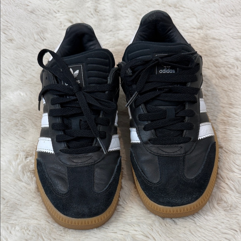Adidas Men's Black and White Samba Sneakers with Gum Sole